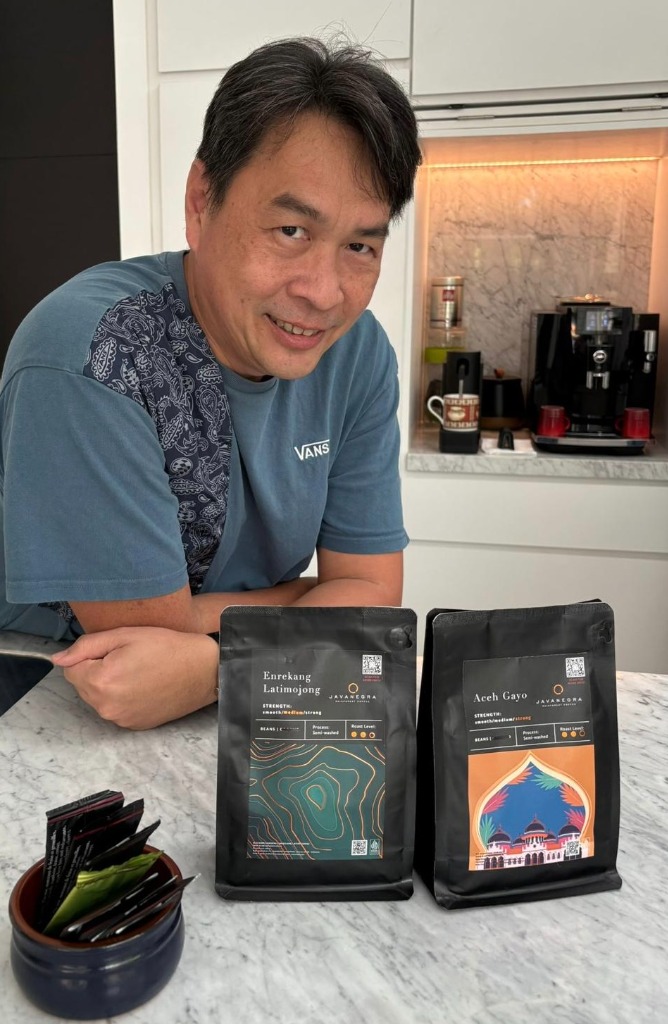 A relaxed coffee moment with coffee bags